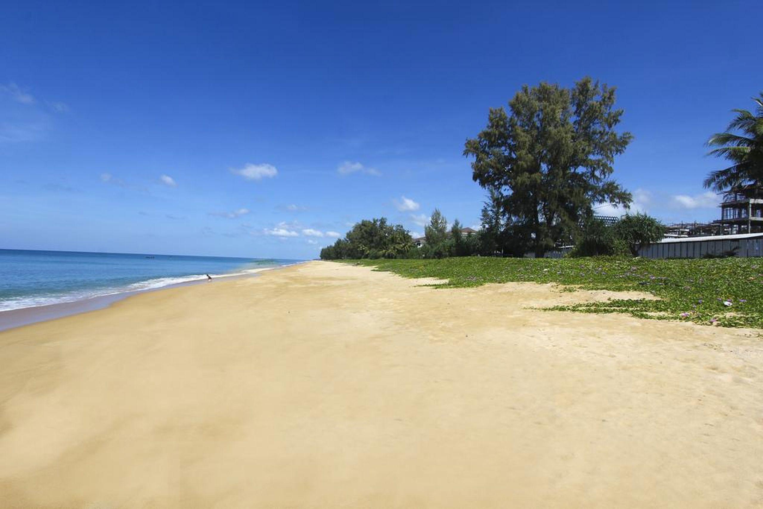 Maikhao Palm Beach Resort - Sha Plus Mai Khao Bagian luar foto