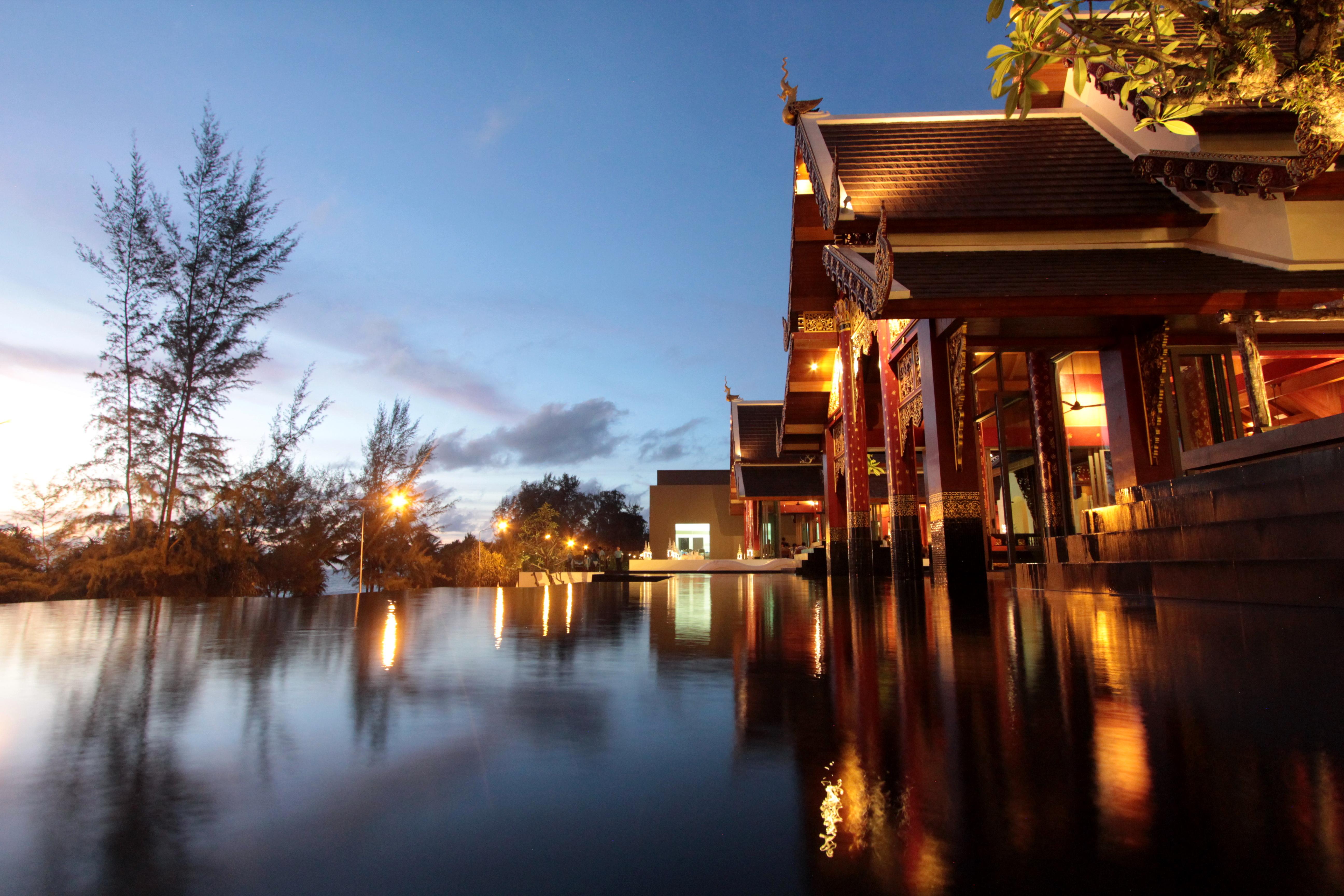 Maikhao Palm Beach Resort - Sha Plus Mai Khao Bagian luar foto