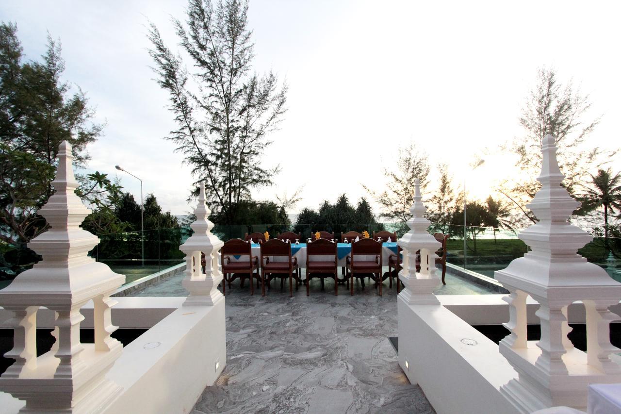 Maikhao Palm Beach Resort - Sha Plus Mai Khao Bagian luar foto